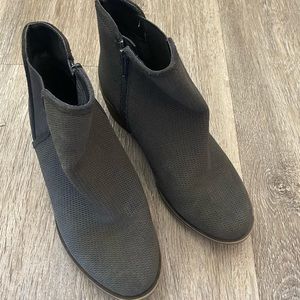 Kensie Ankle Boots charcoal gray size 7M